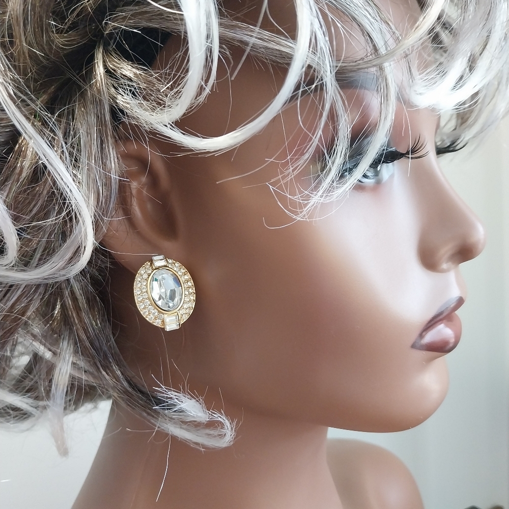 Oscar De La Renta Elegant Gold Crystal Earrings - Picture 5 of 15
